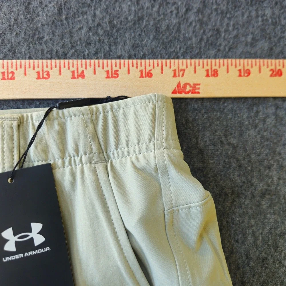 New! UNDER ARMOUR Drive Golf Pants 1364407 Mens Size 34x30 Golfcore Country Club